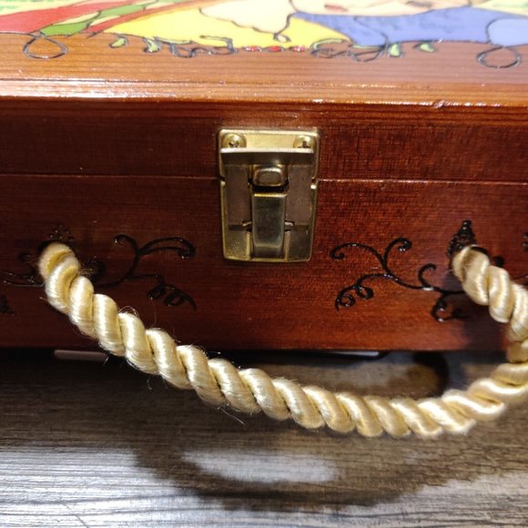 Wooden Handmade Folk Art Carved Painted Lover Carrying Box 12x10x3" Signed OOAK - Picture 16 of 16